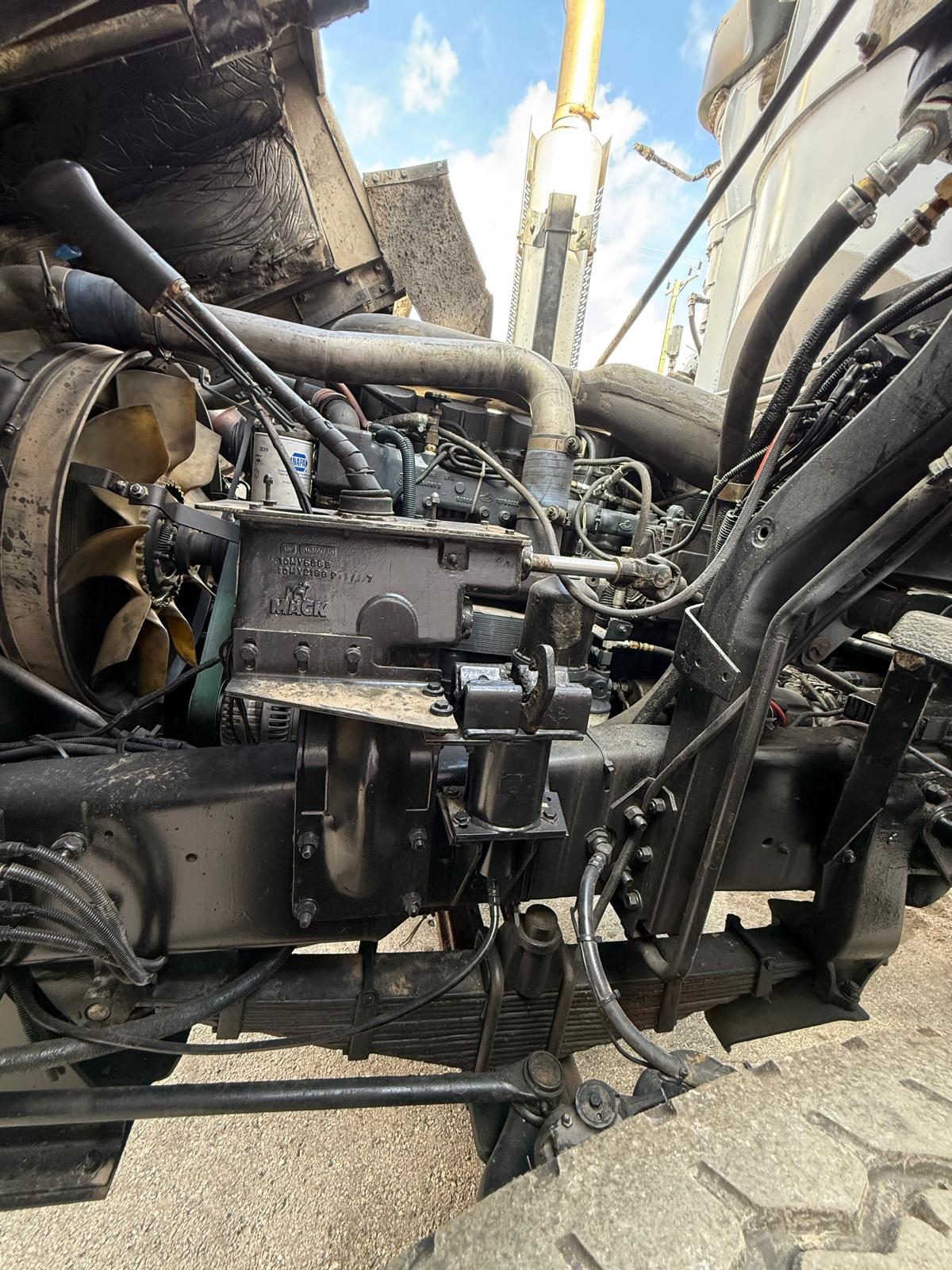 2003 Schwing 2525H-5 39M Concrete Pump | Mack MR688S | 4-Section Boom