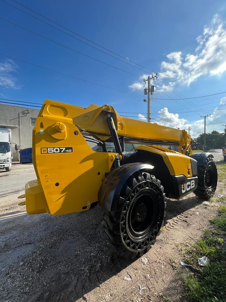 2014 JCB 507-42 7000lbs Telehandler - Stock# TJCB6208