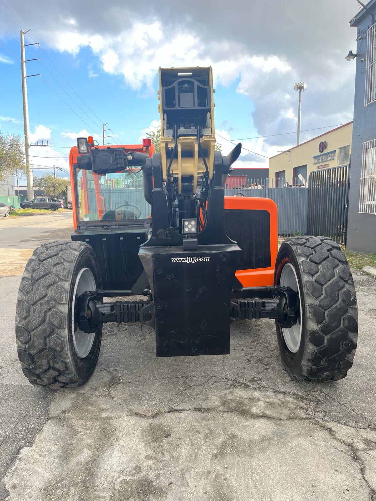 2015 JLG G6-42A 6000LB Telehandler - Stock# TLG2015