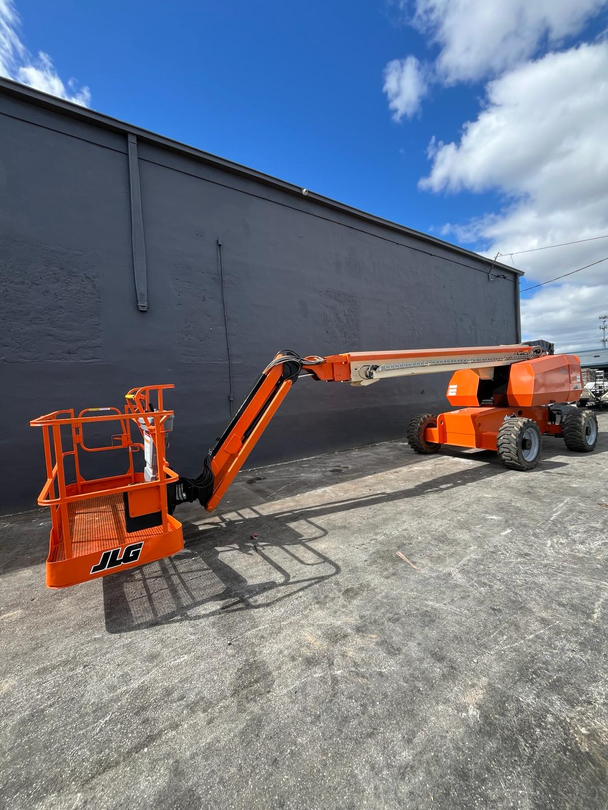 JLG 660SJ Telescopic Boom Lift