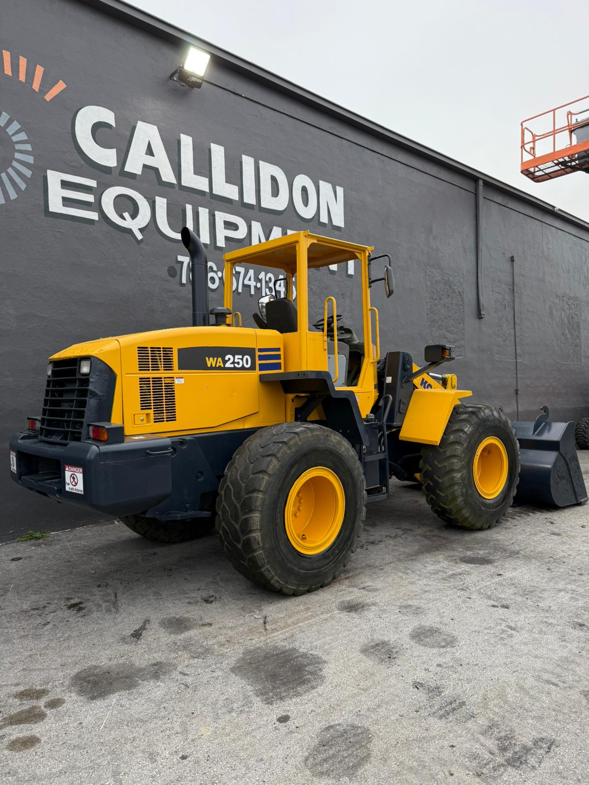 Komatsu WA250-5 Wheel Loader