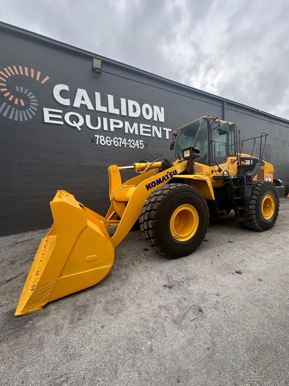 2014 Komatsu WA380-7 Wheel Loader