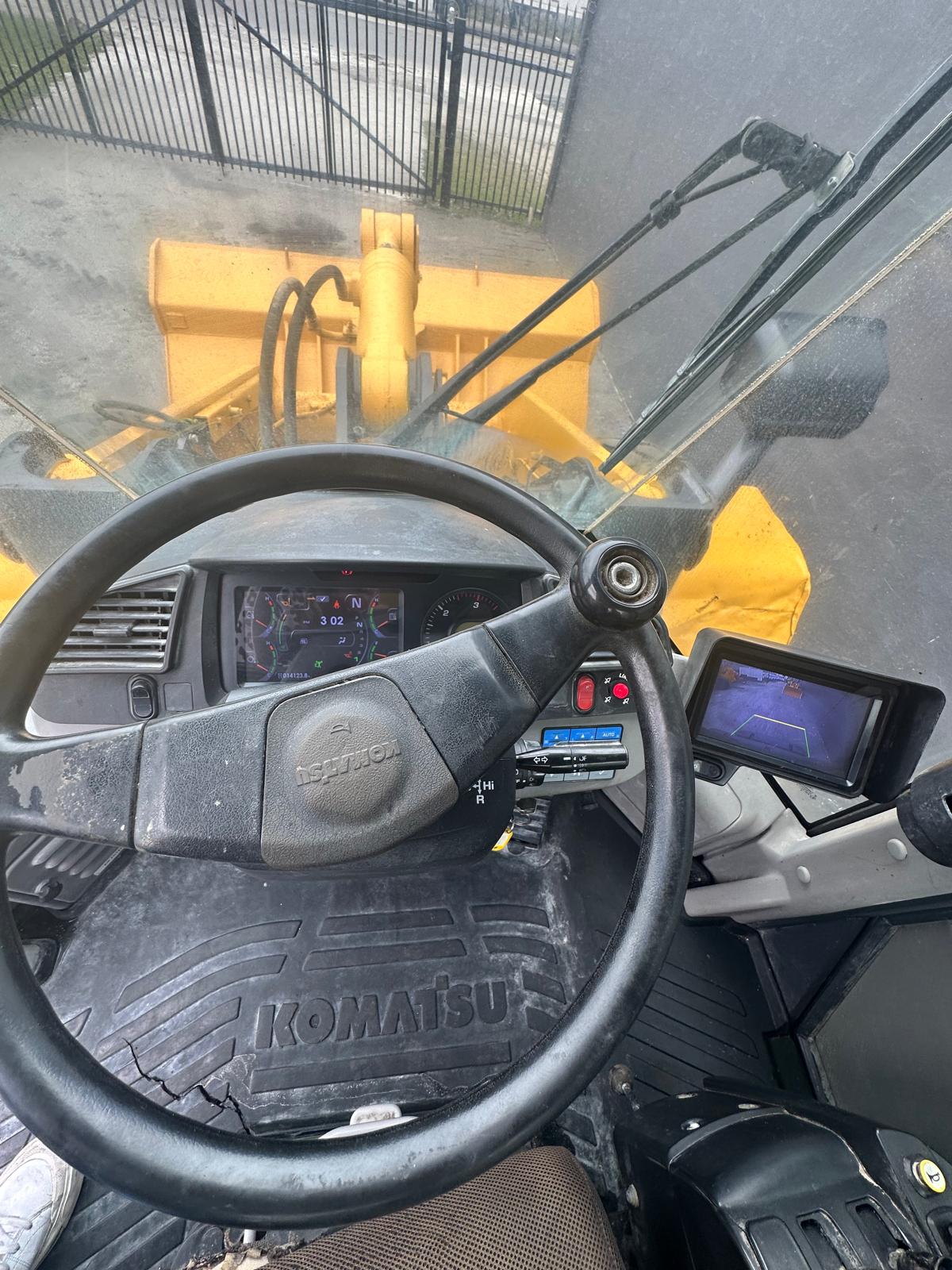 2014 Komatsu WA380-7 Wheel Loader