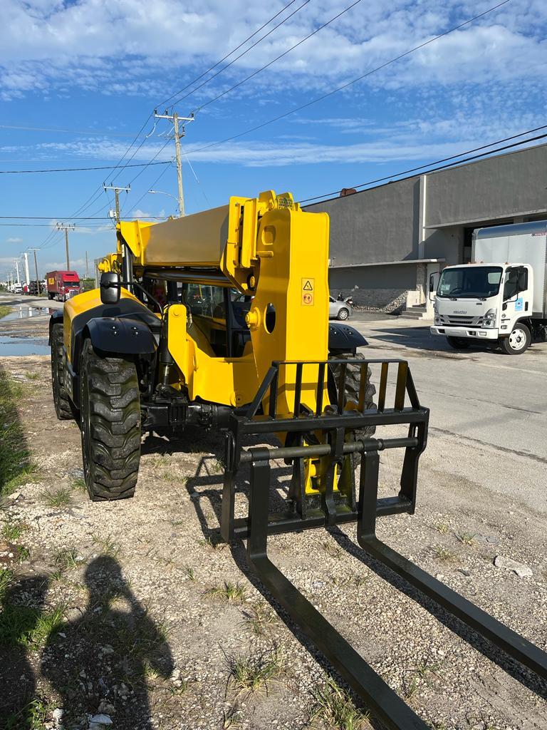 2014 JCB 507-42 7000lbs Telehandler - Stock# TJCB6208