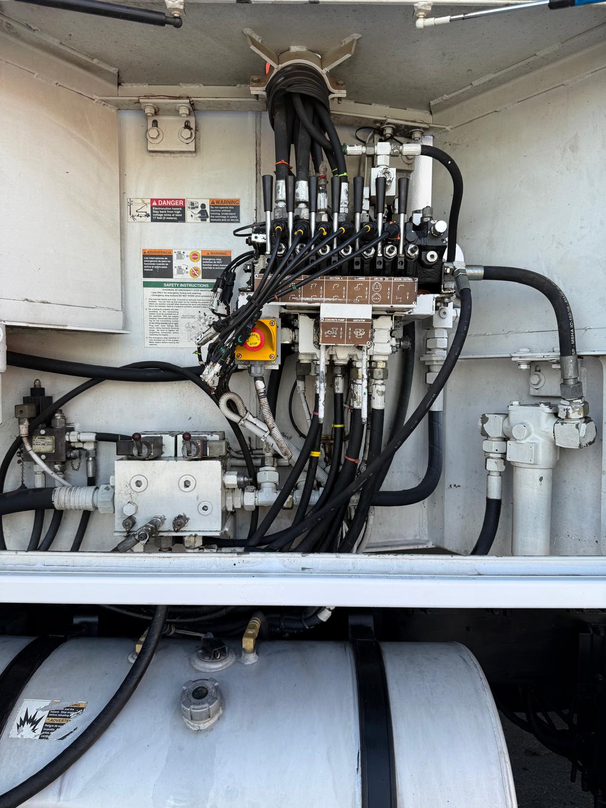 2003 Schwing 2525H-5 39M Concrete Pump | Mack MR688S | 4-Section Boom