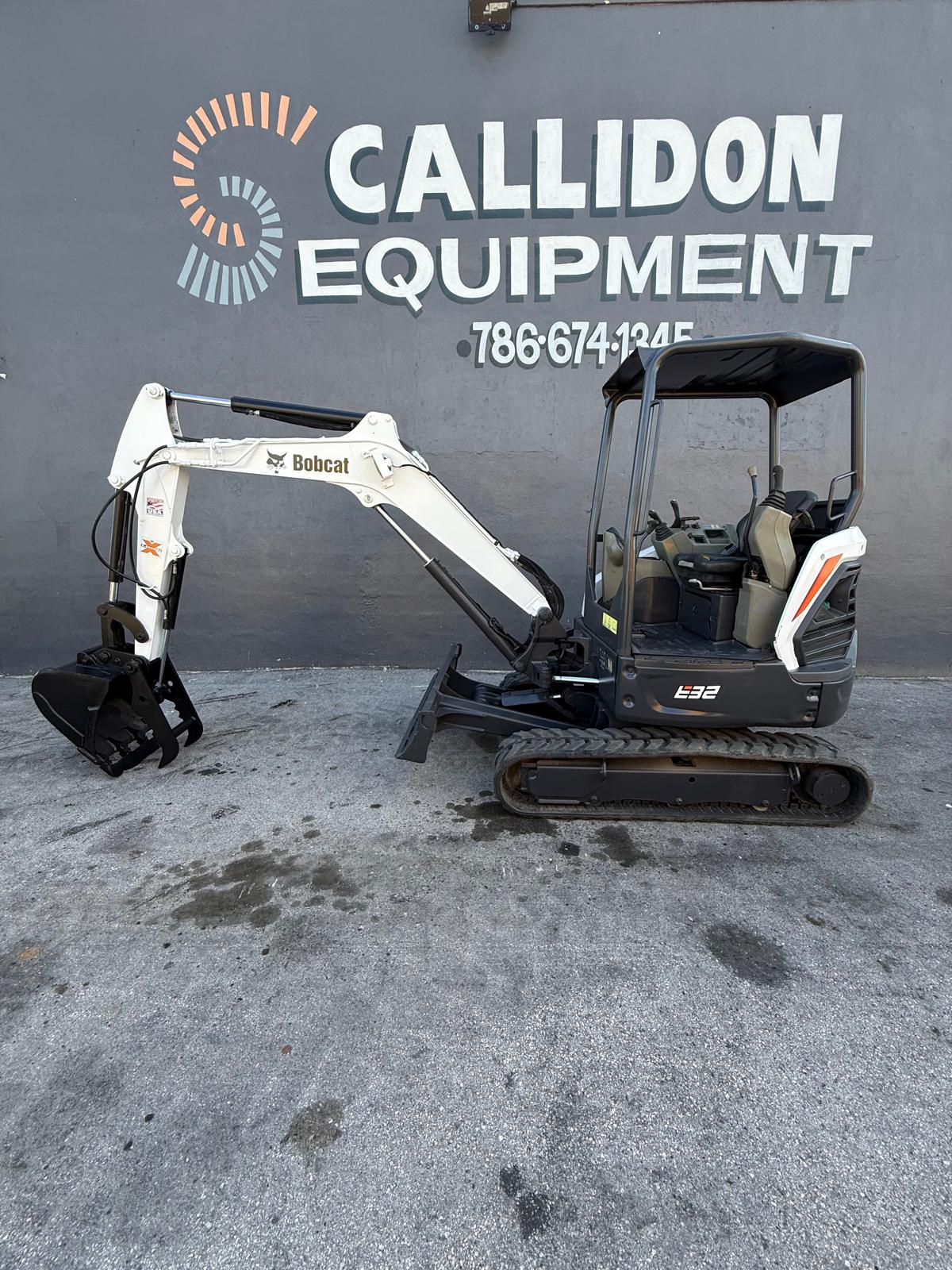 2018 Bobcat E32i Mini Excavator | Hydraulic Thumb
