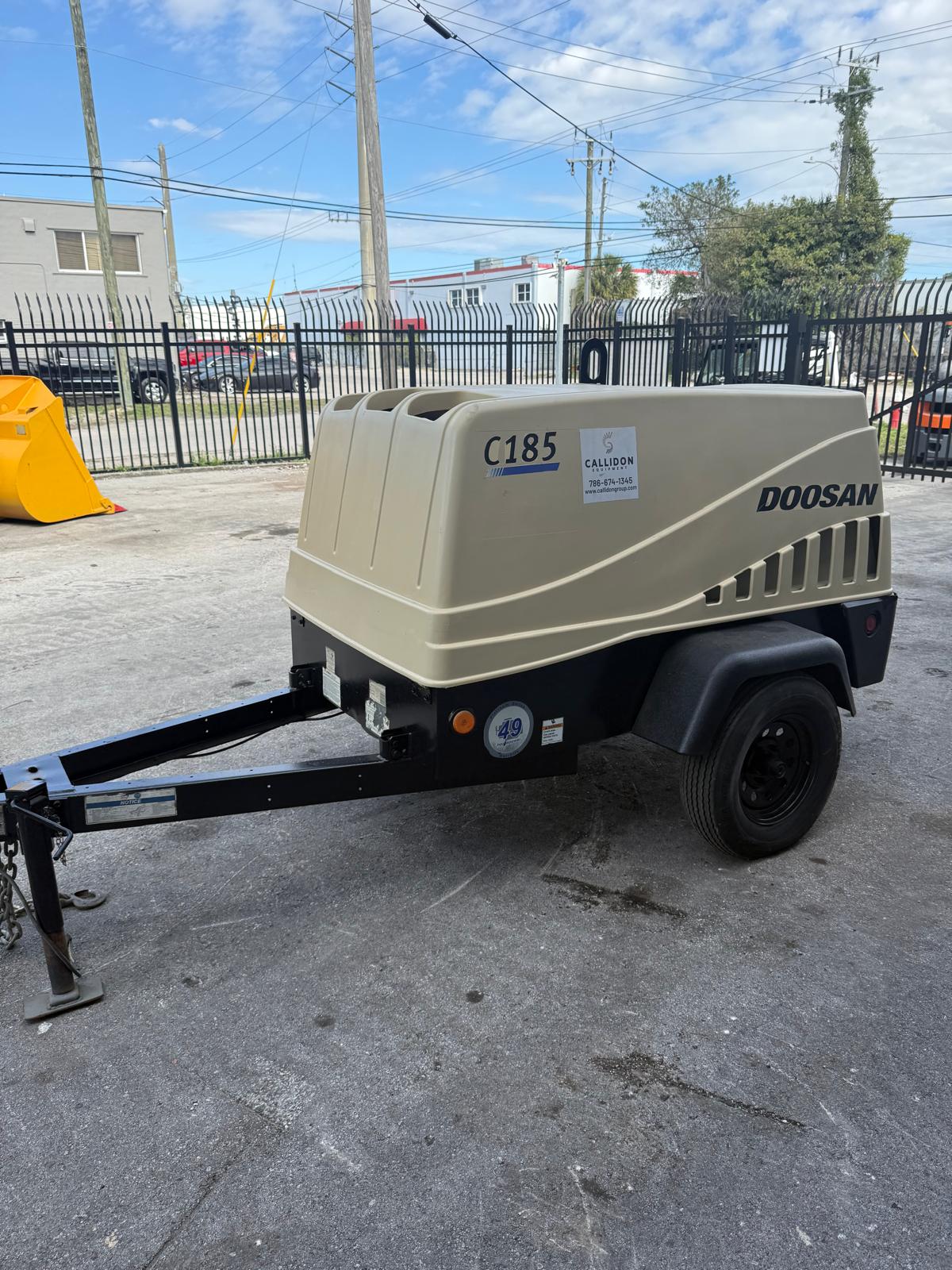 2012 185 CFM Portable Doosan Diesel Air Compressor