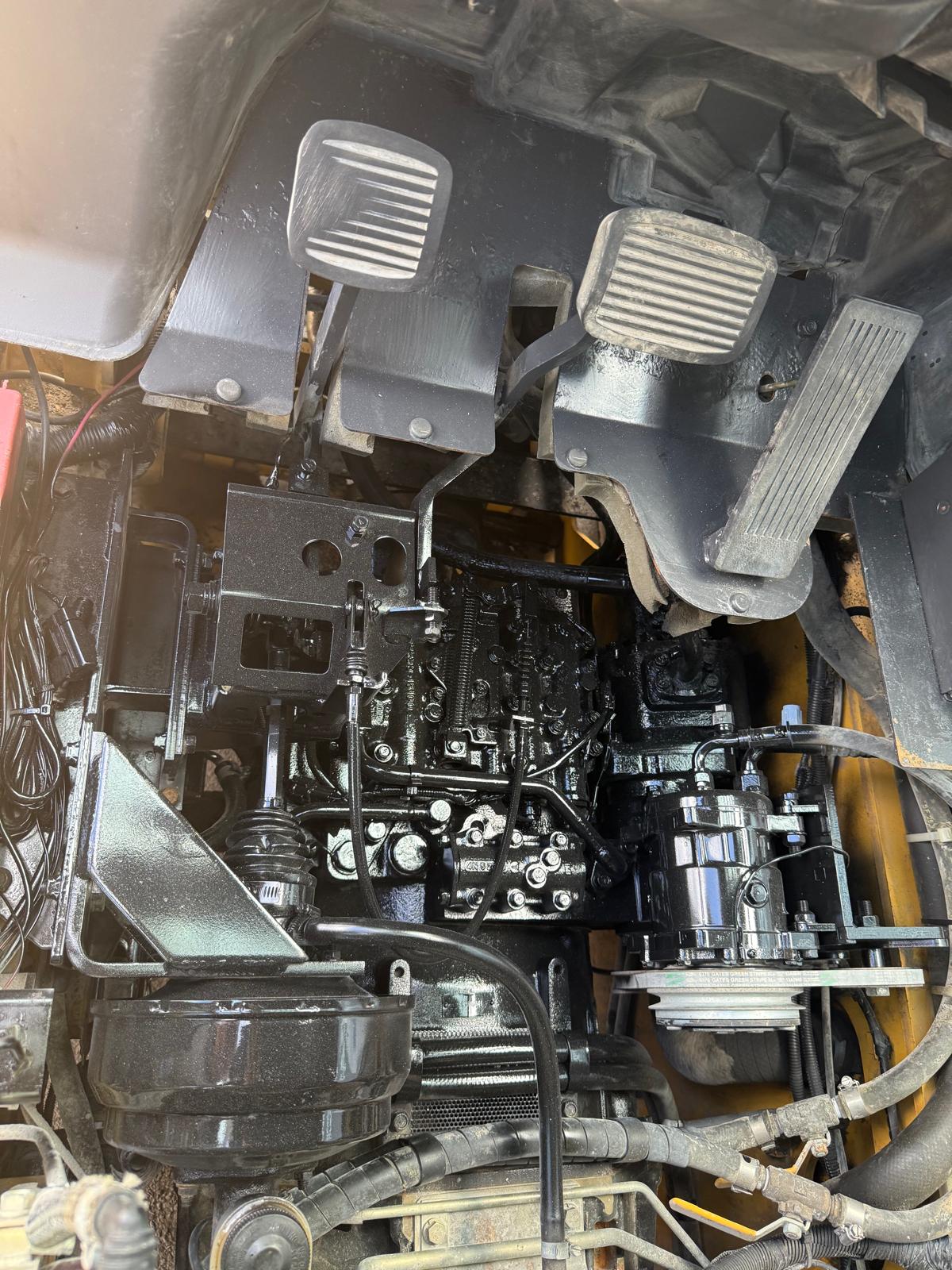2014 Cat DP70N 12,300 lb Diesel Forklift