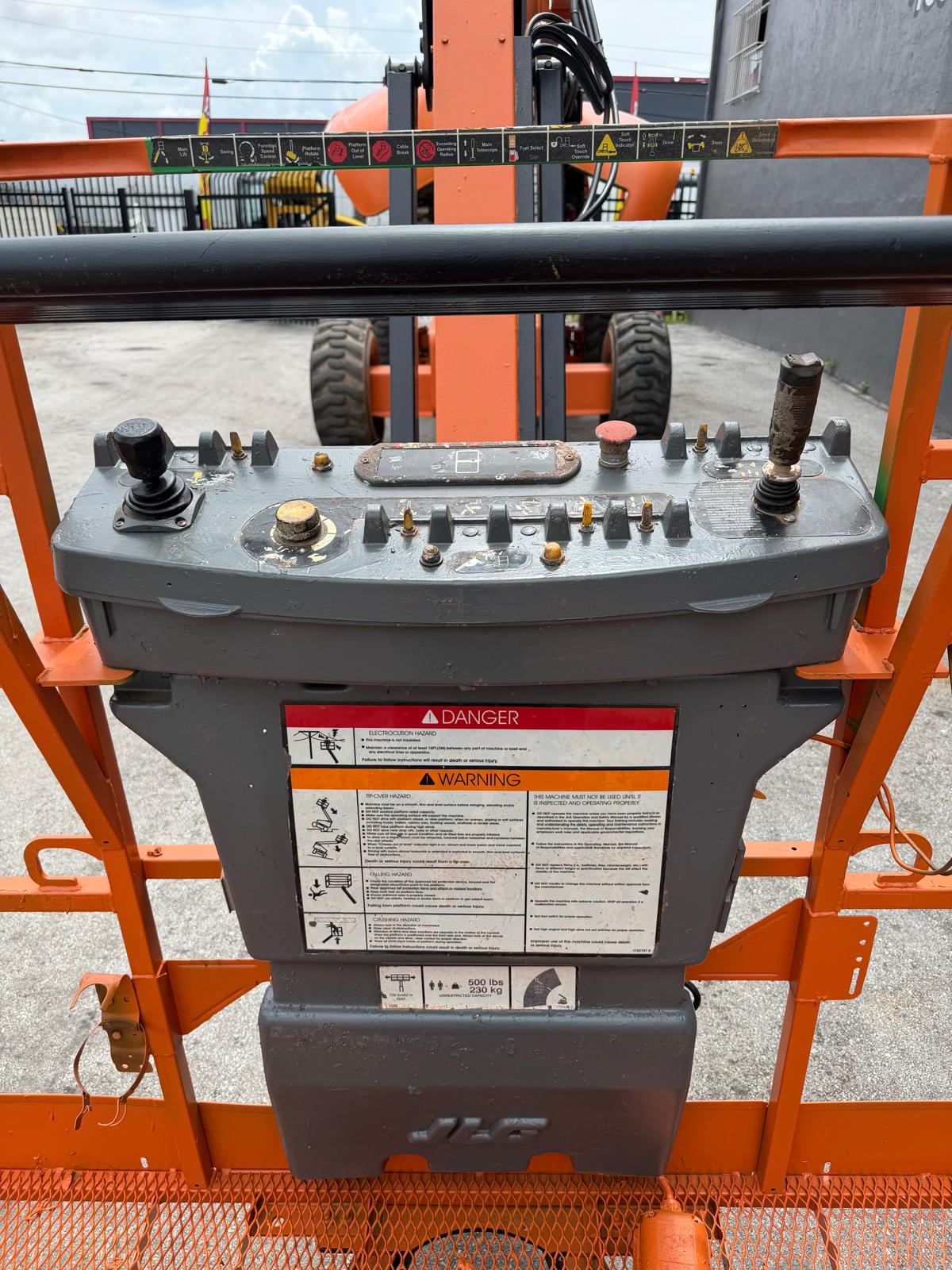 2008 JLG 660SJ 4WD